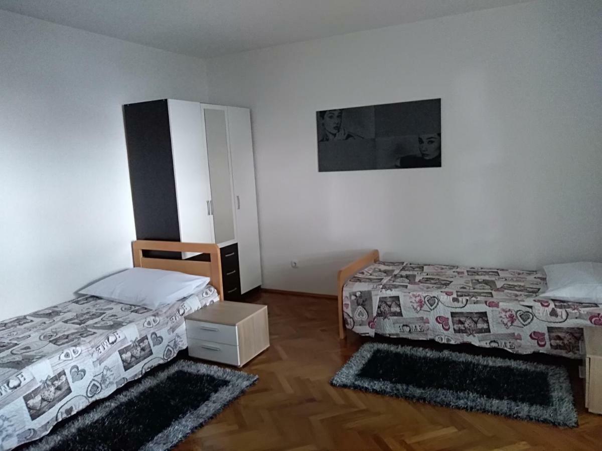 Apartman Lilly Lovran Eksteriør billede